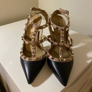 Valentino RockStud Heels size 7.5